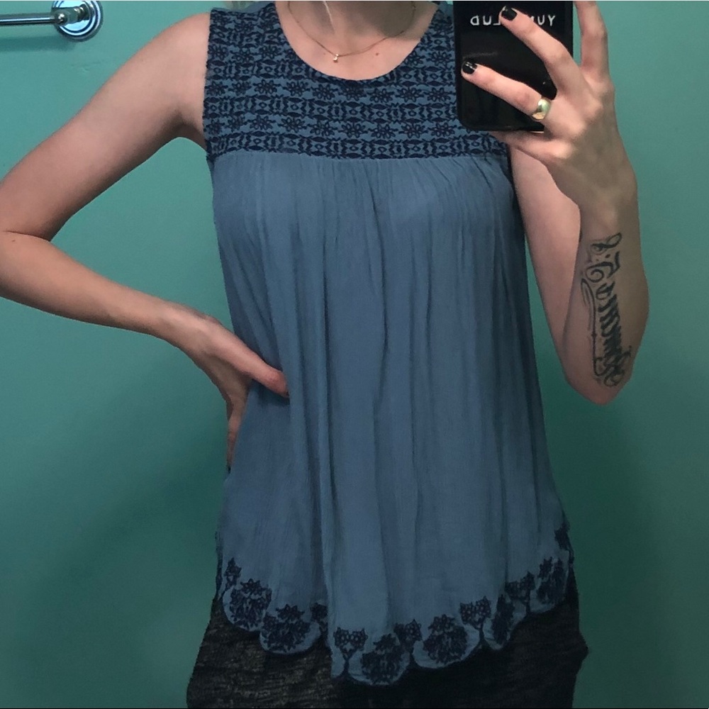 Embroidered tank top blouse - small